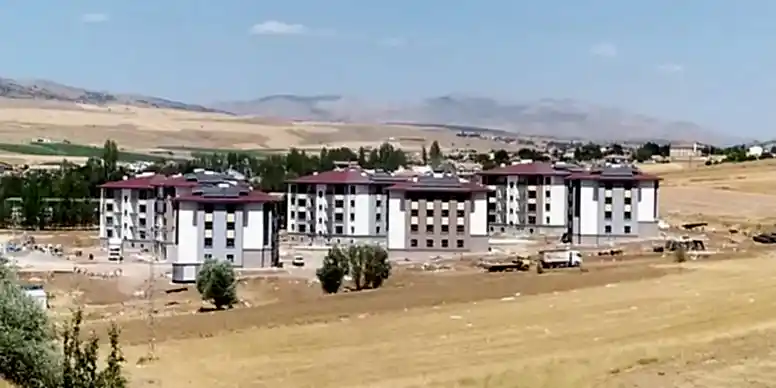 sarı izolasyon felahİye tokİ konutlari